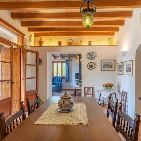 Isabel Mallorca Villa *